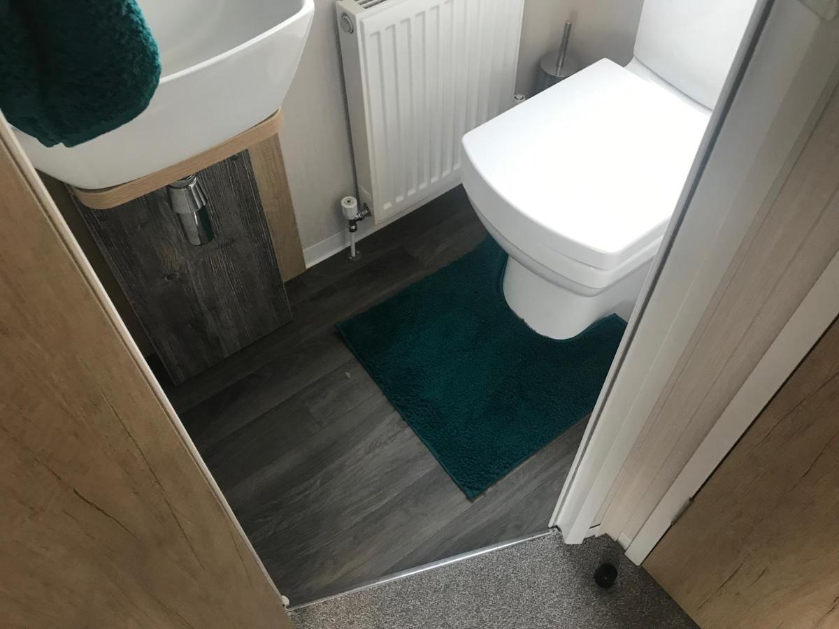 Flamingo Land Private Caravan - No 8 Cedarwood Hotel Kirby Misperton Buitenkant foto